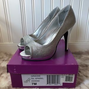 FITS Like a 7.5 Rampage Silver Sparkle Peep Toe High Heels